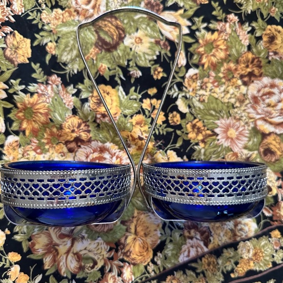 Cobalt blue dual server bowls in silver plated holder - Picture 1 of 8